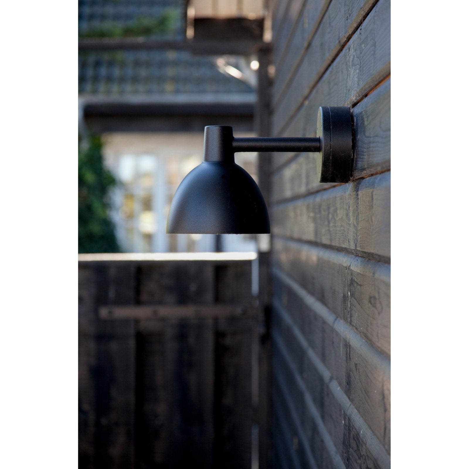 Louis Poulsen - Toldbod 155 outdoor wall lamp - Skandium London