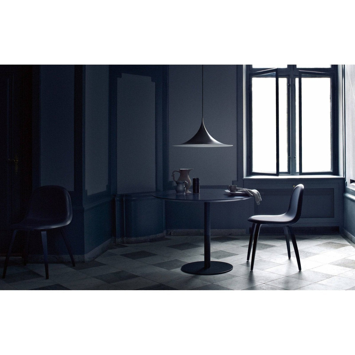 Gubi - Semi pendant lamp - Skandium London