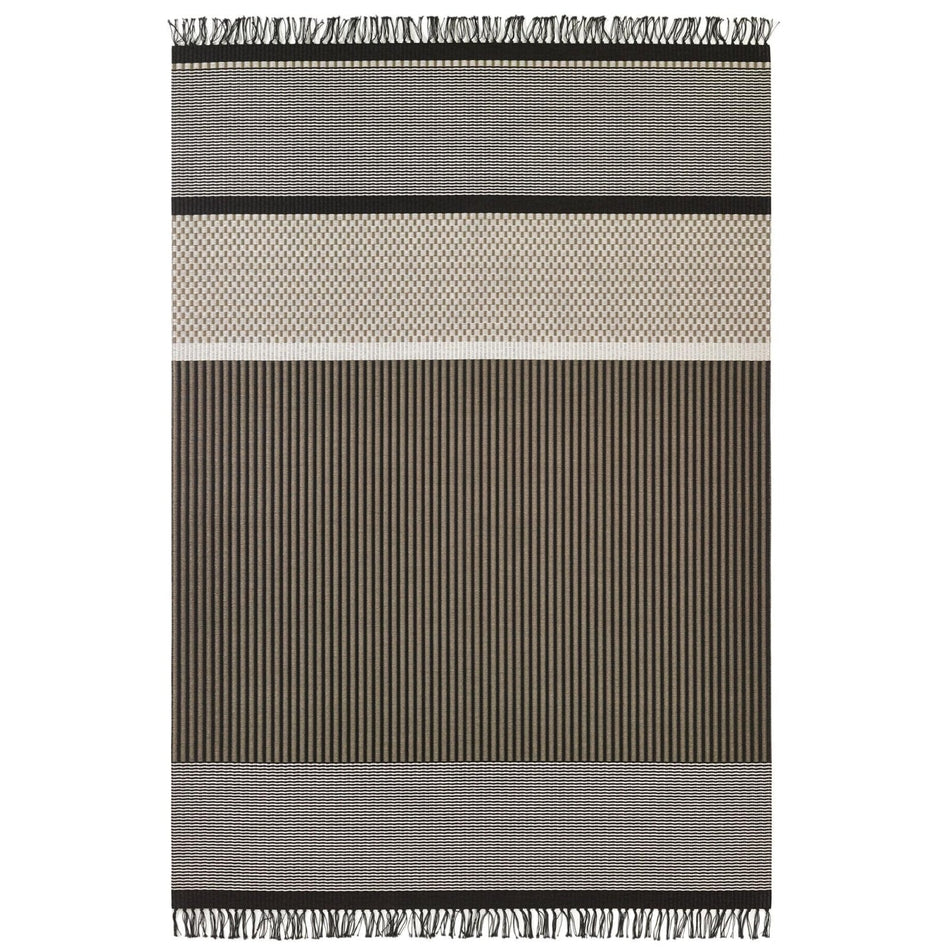 Woodnotes - San Francisco rug, Nutria/Stone with fringes - Skandium London