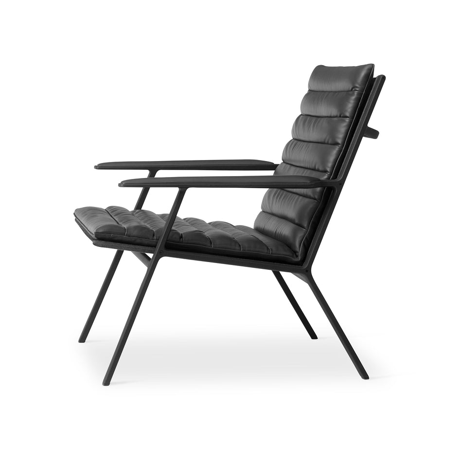 VIPP456 - Shelter Lounge Chair