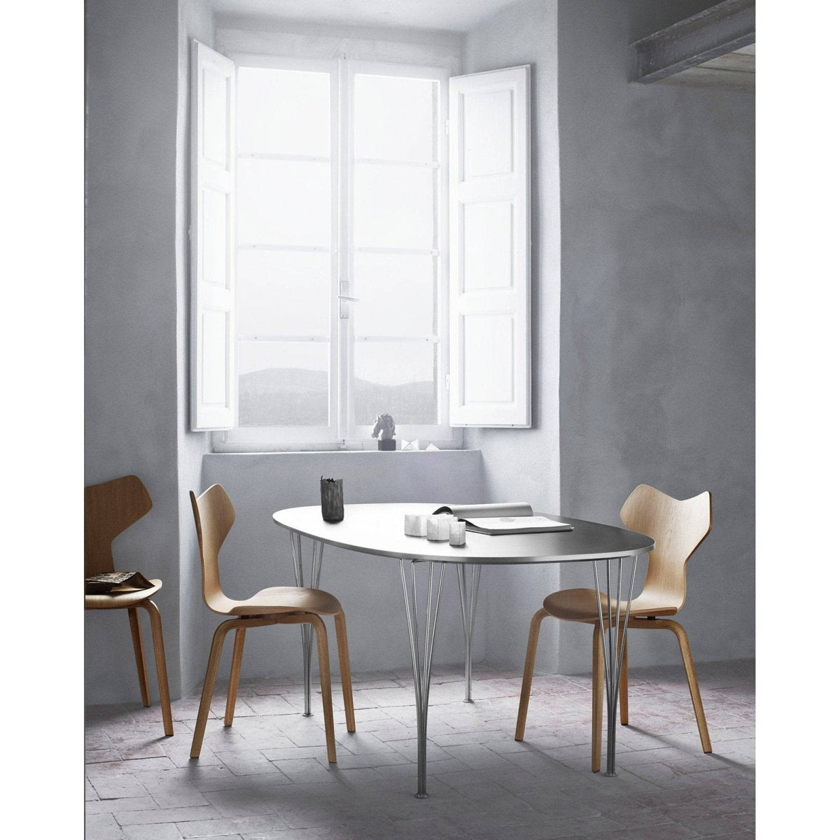 Fritz Hansen - Super-Ellipse™ table - Skandium London