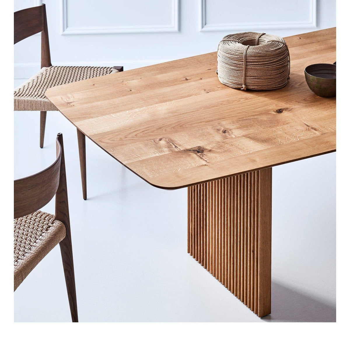 dk3 - Ten Dining Table - Skandium London