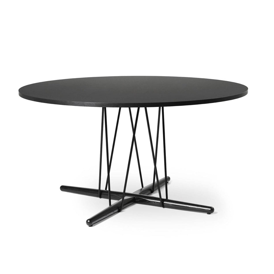 E020 Embrace Dining Table | Carl Hansen | Skandium London