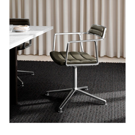 Vipp - VIPP452 - Swivel Chair - Bosco Green Leather - Gliders - Skandium London